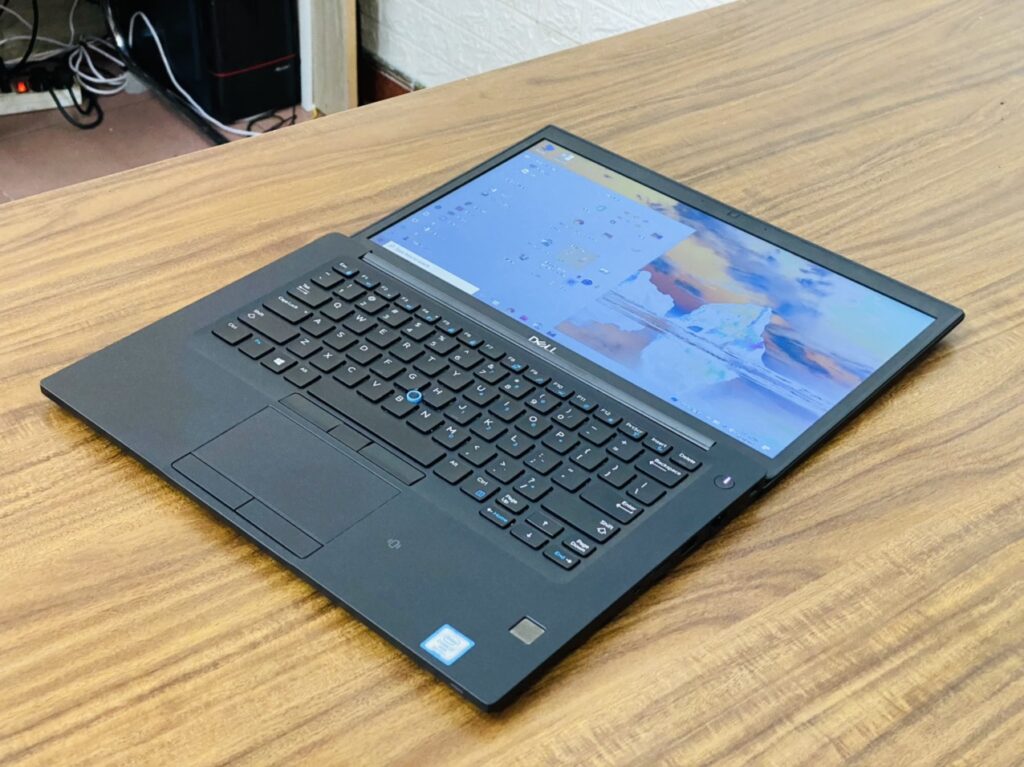 Dell Latitude 7490 Ordinateur portable professionnel 14" FHD Intel Core